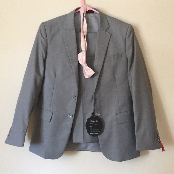 Fitted boy’s grey & pink tuxedo - Picture 1 of 9